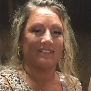 Meet your Posher, Tracy